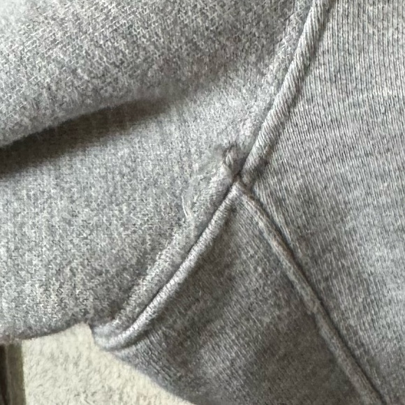 Champion Men’s Super Fleece 2.0 Hoodie in Gray Black Logo Lettering Size XS - Picture 5 of 8